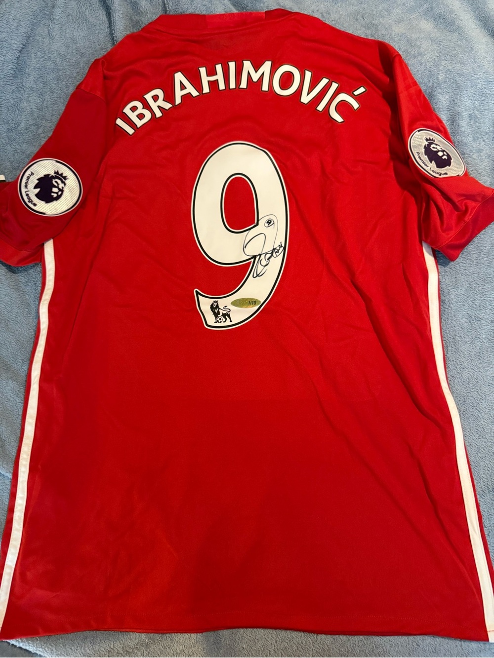 Zlatan Ibrahimović #9 Red Soccer Jersey with Premier League Patches signed